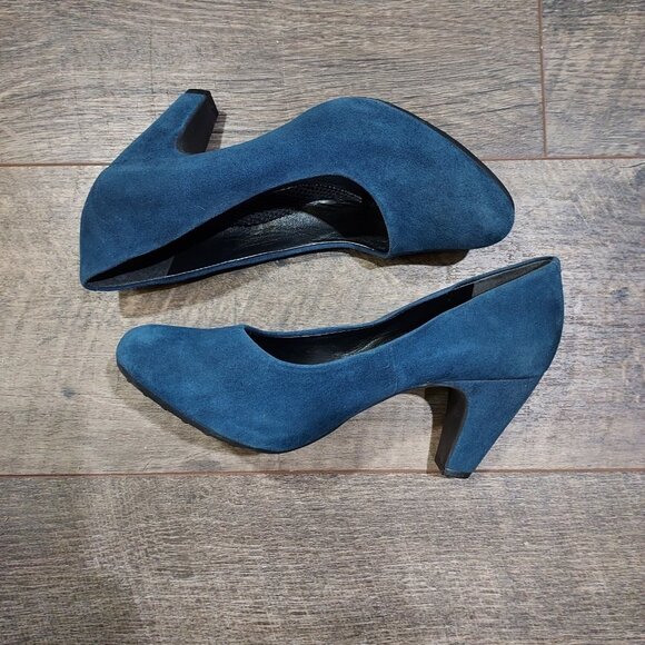 Shoes Easy Spirit Blue Suede 3 Inch High Heel Pumps Anti Gravity USA Size 7.5 - Picture 3 of 13